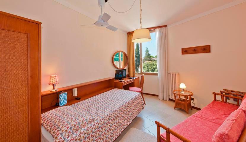 Hotel Gabbiano - Garda Lake Collection 外观 照片